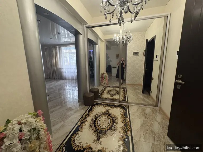 5-bedroom Apartment for sale in Saburtalo, Tbilisi, 168 sqm, floor 11/16 — 255 000 USD | Tbilisi Homes