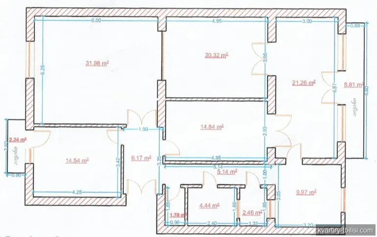 იყიდება 5 ოთახიანი ბინა საბურთალოზე, 140.95 მ², 2/4 სართული — 215 000 USD | Tbilisi Homes