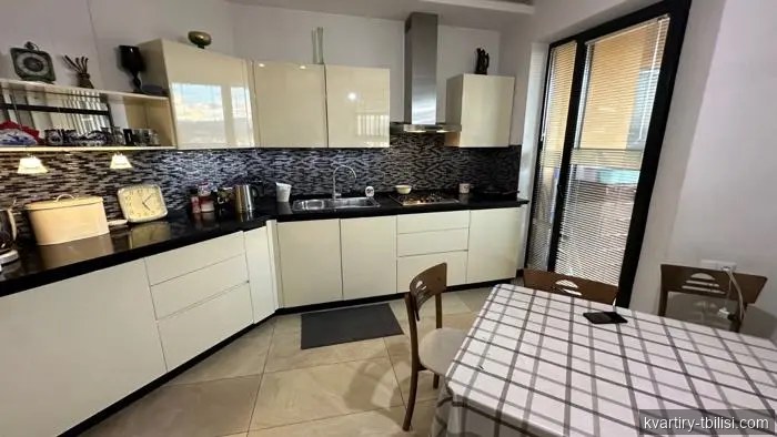 5-комнатная квартира на Сабуртало — 344 000 USD | Tbilisi Homes