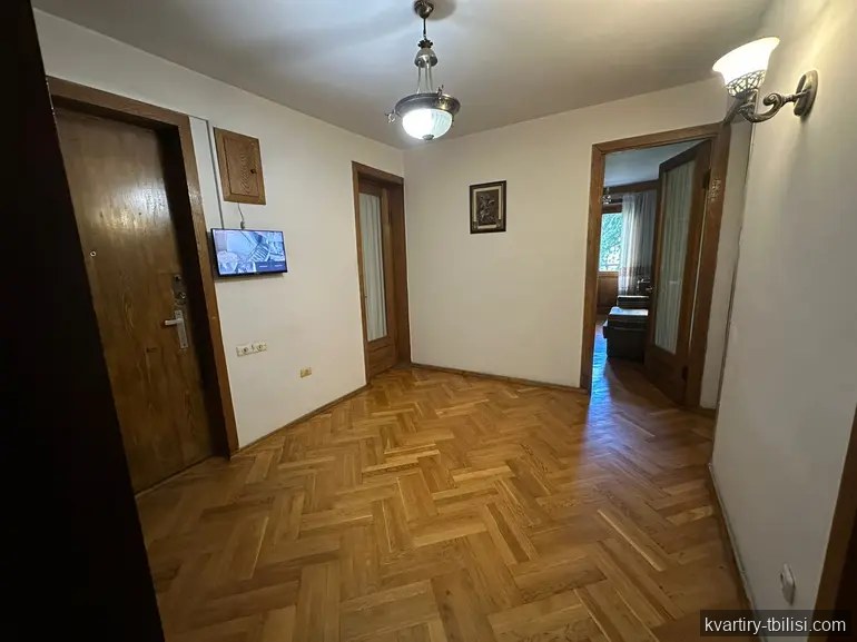 7-комнатная квартира на Сабуртало — 258 501 USD | Tbilisi Homes