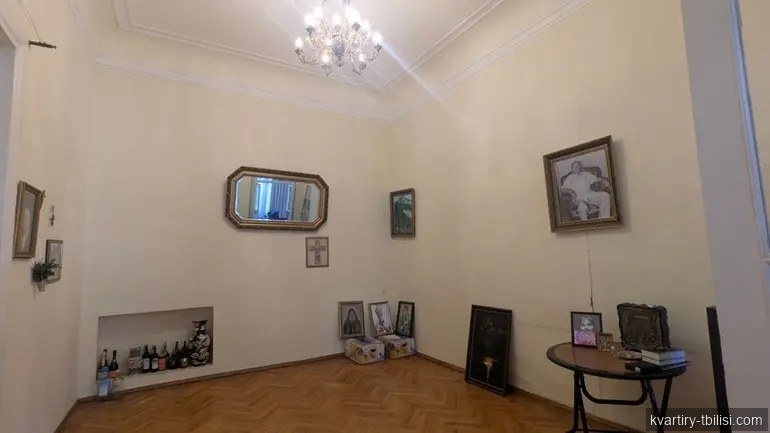 Трёхкомнатная квартира в Сололаки — 190 000 USD | Tbilisi Homes
