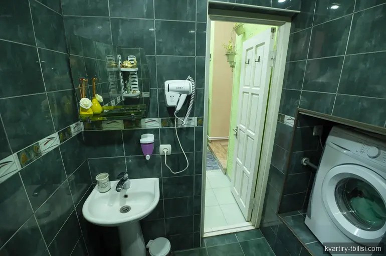 Трёхкомнатная квартира в Сололаки — 75 000 USD | Tbilisi Homes