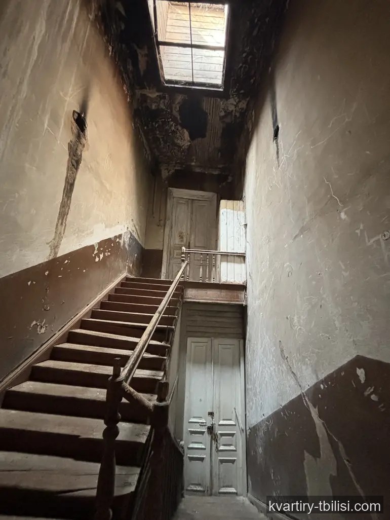 Четырёхкомнатная квартира в Сололаки — 380 000 USD | Tbilisi Homes