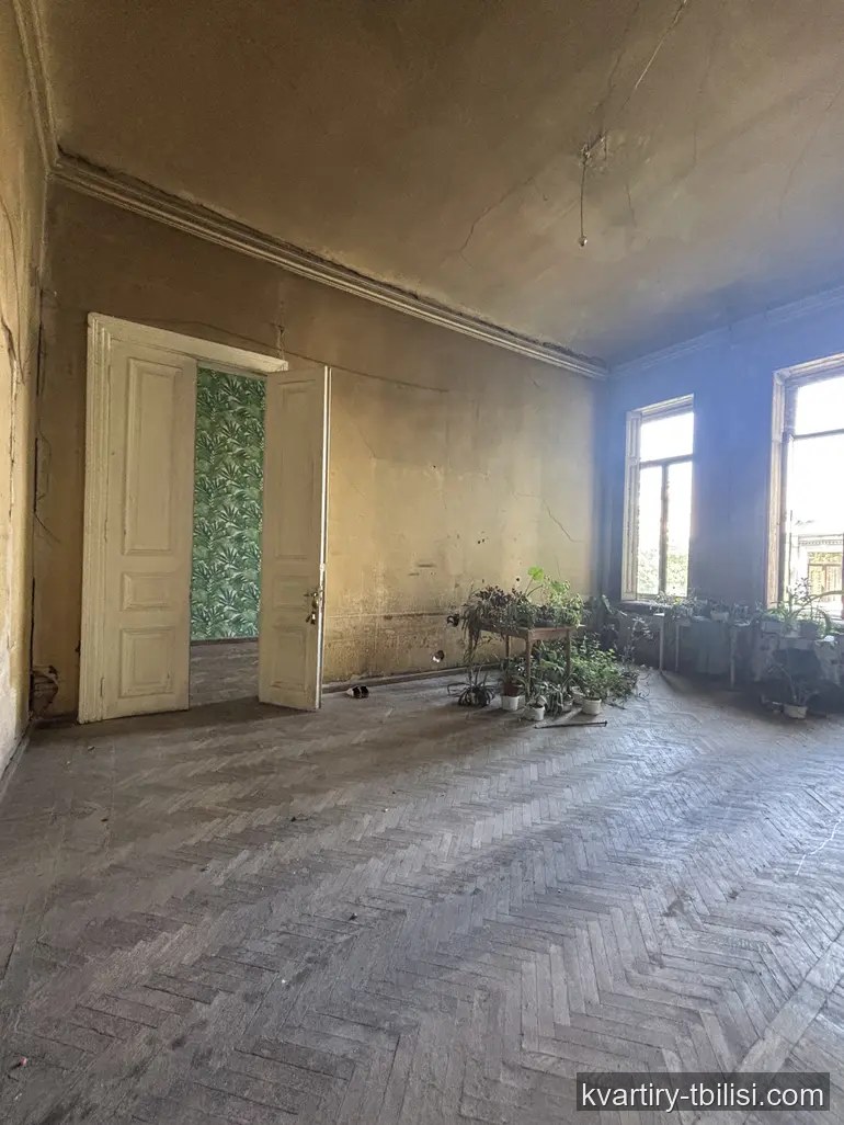 Четырёхкомнатная квартира в Сололаки — 380 000 USD | Tbilisi Homes
