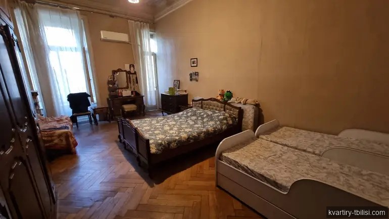 8-комнатная квартира в Сололаки — 444 600 USD | Tbilisi Homes