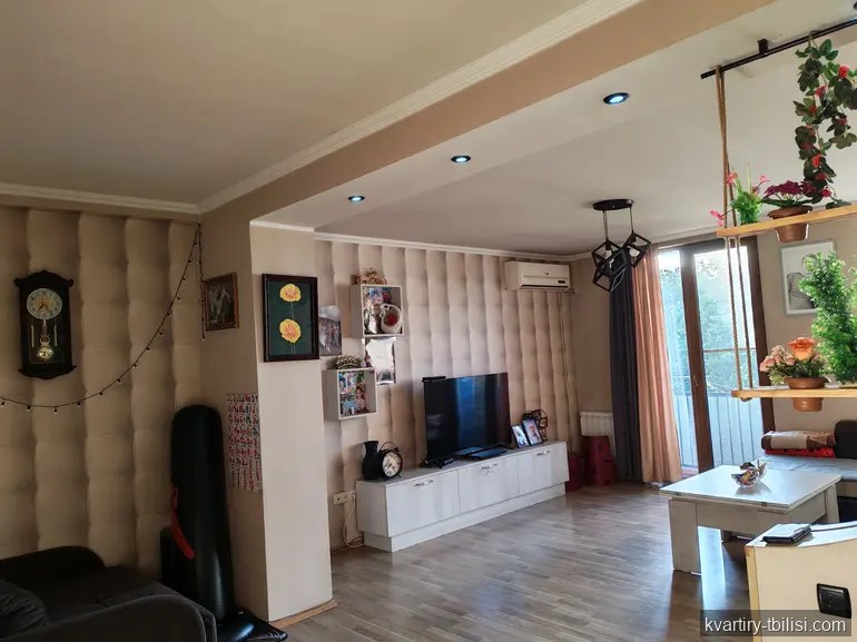 3-bedroom Apartment for sale in Temka, Tbilisi, 94 sqm, floor 5/5 — 102 000 USD | Tbilisi Homes