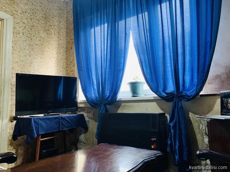 Трёхкомнатная квартира в Третьем массиве — 75 000 USD | Tbilisi Homes
