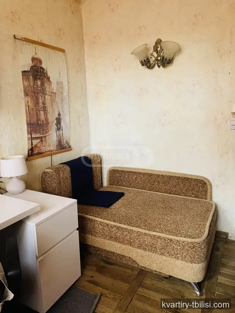 Трёхкомнатная квартира в Третьем массиве — 75 000 USD | Tbilisi Homes