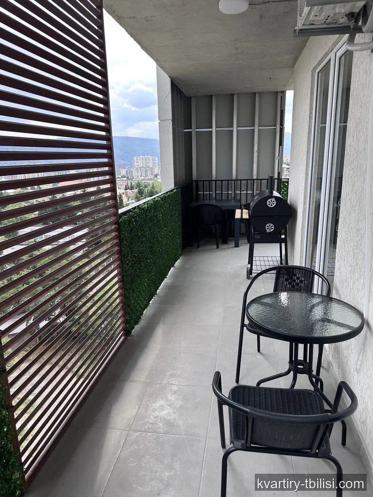 Трёхкомнатная квартира в Третьем массиве — 118 000 USD | Tbilisi Homes