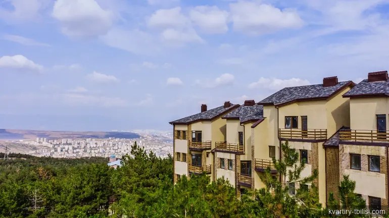 იყიდება 3 ოთახიანი ბინა წყნეთში, 91.6 მ², 2/4 სართული — 141 980 USD | Tbilisi Homes