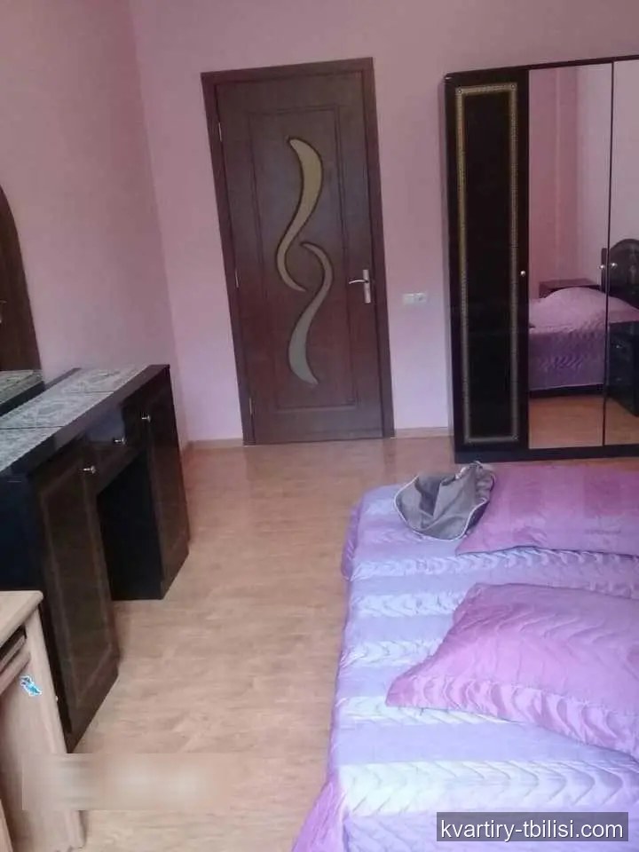 3-bedroom Apartment for sale in Vake, Tbilisi, 87 sqm, floor 2/12 — 208 000 USD | Tbilisi Homes