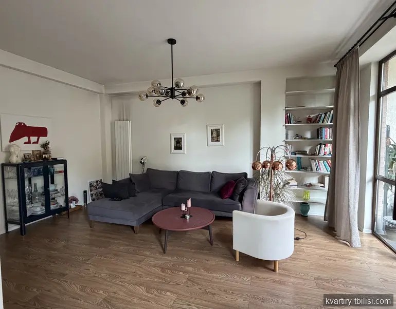 3-bedroom Apartment for sale in Vake, Tbilisi, 89 sqm, floor 3/8 — 219 000 USD | Tbilisi Homes