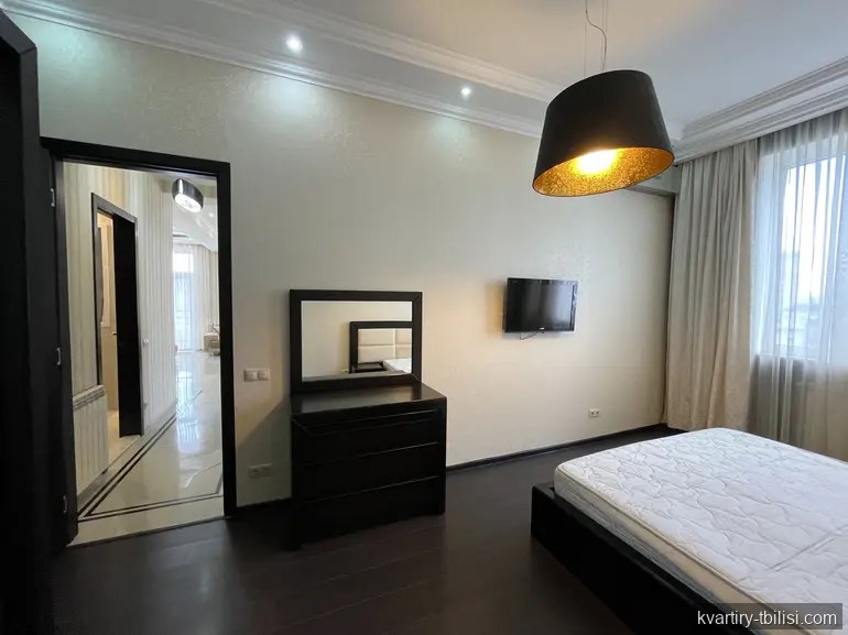 3-bedroom Apartment for sale in Vake, Tbilisi, 117 sqm, floor 9/11 — 280 000 USD | Tbilisi Homes