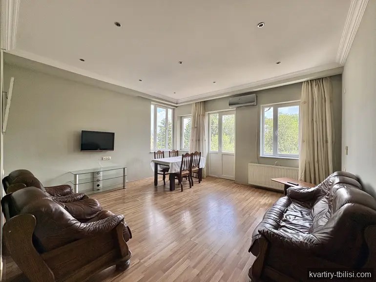 3-bedroom Apartment for sale in Vake, Tbilisi, 95.9 sqm, floor 3/4 — 250 000 USD | Tbilisi Homes