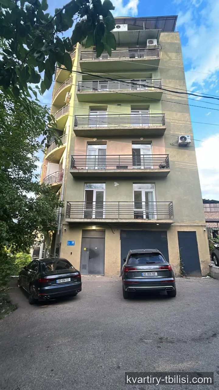 Трёхкомнатная квартира в Ваке — 1 500 USD | Tbilisi Homes