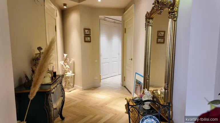 Четырёхкомнатная квартира в Ваке — 275 000 USD | Tbilisi Homes