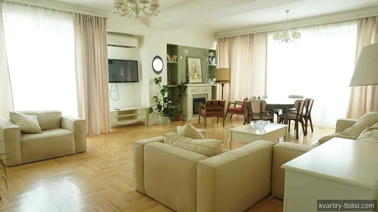 Четырёхкомнатная квартира в Ваке — 600 000 USD | Tbilisi Homes