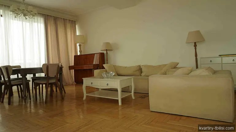 Четырёхкомнатная квартира в Ваке — 600 000 USD | Tbilisi Homes