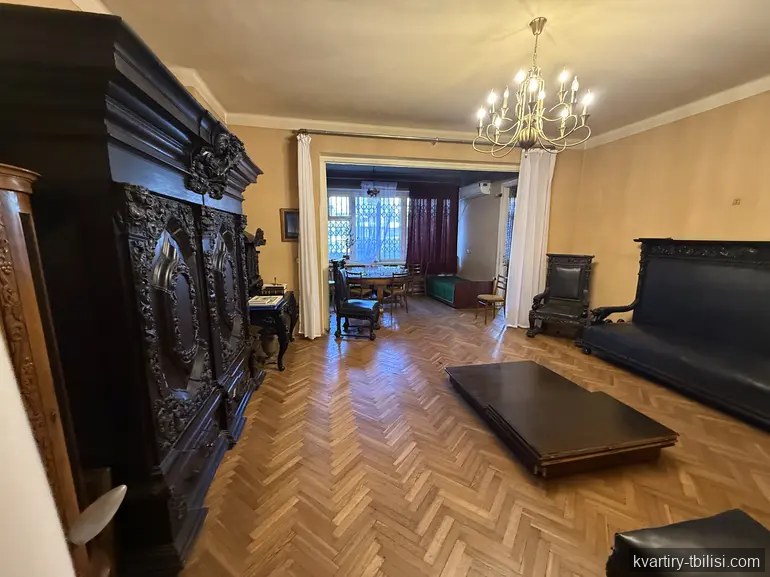 Четырёхкомнатная квартира в Ваке — 280 000 USD | Tbilisi Homes