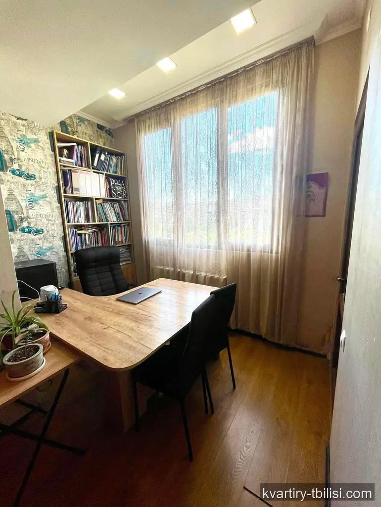 4-bedroom Apartment for sale in Vake, Tbilisi, 94 sqm, floor 4/15 — 260 000 USD | Tbilisi Homes