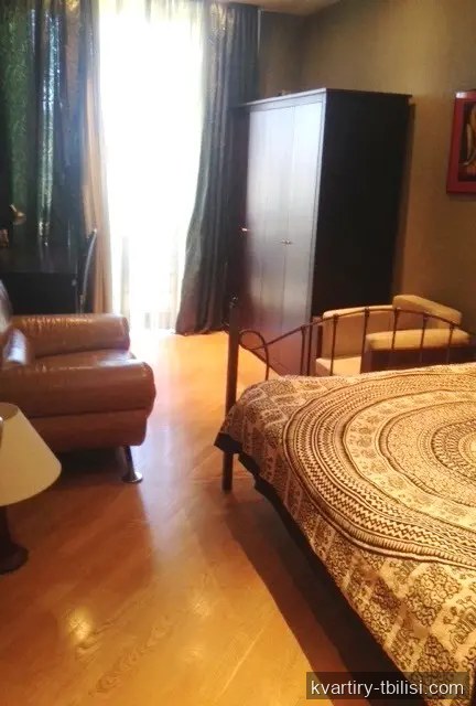 5-комнатная квартира в Ваке — 400 000 USD | Tbilisi Homes
