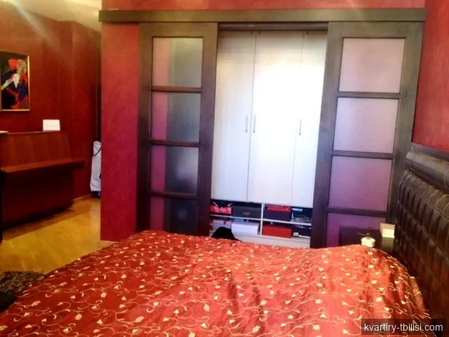 5-комнатная квартира в Ваке — 400 000 USD | Tbilisi Homes
