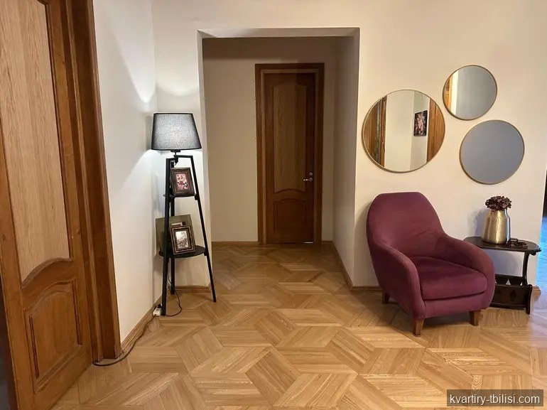5-комнатная квартира в Ваке — 233 000 USD | Tbilisi Homes