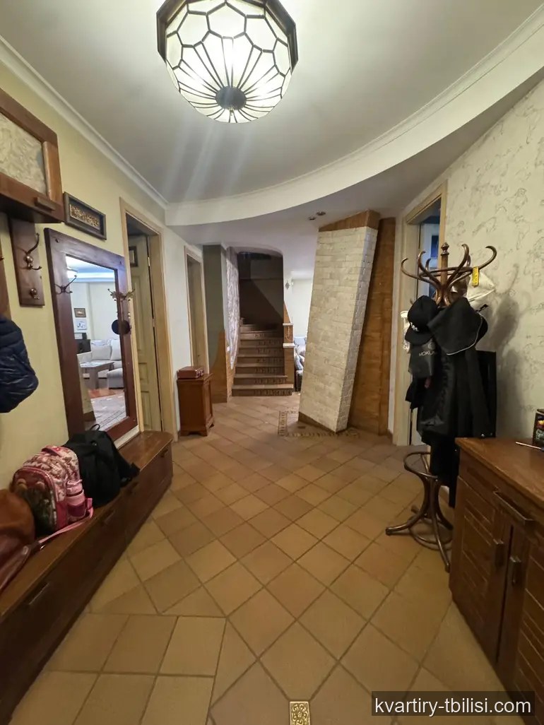 7-bedroom Apartment for sale in Vake, Tbilisi, 255 sqm, floor 17/18 — 650 000 USD | Tbilisi Homes