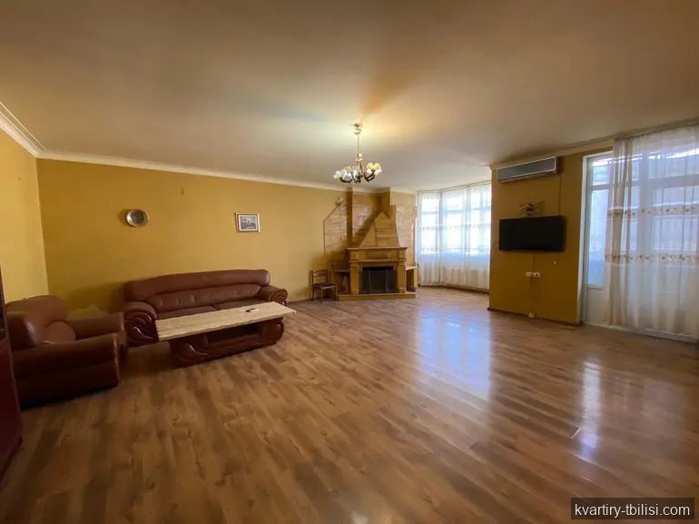 7-bedroom Apartment for sale in Vake, Tbilisi, 247 sqm, floor 7/10 — 370 000 USD | Tbilisi Homes