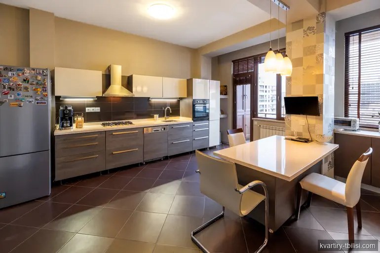 7-комнатная квартира в Ваке — 580 000 USD | Tbilisi Homes