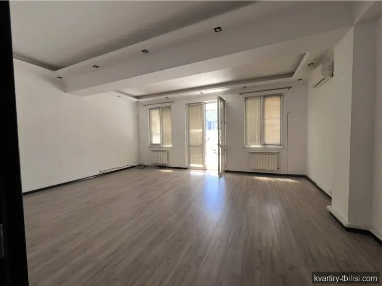 9-bedroom Apartment for sale in Vake, Tbilisi, 380 sqm, floor 7/9 — 817 000 USD | Tbilisi Homes