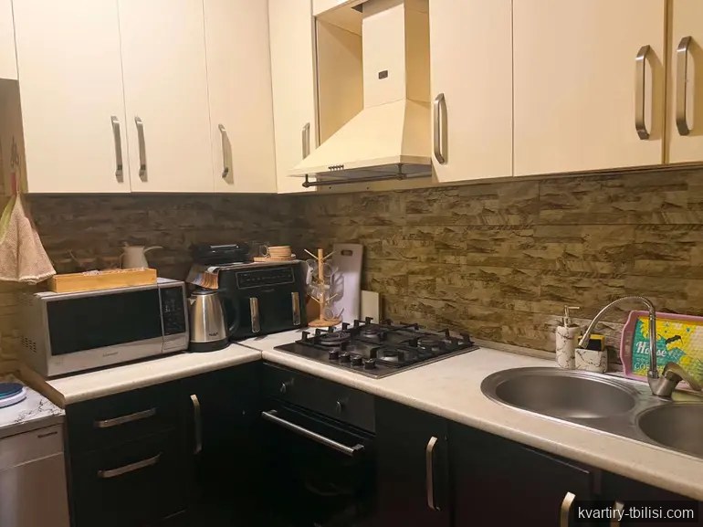 3-bedroom Apartment for sale in Varketili, Tbilisi, 80 sqm, floor 9/13 — 110 000 USD | Tbilisi Homes