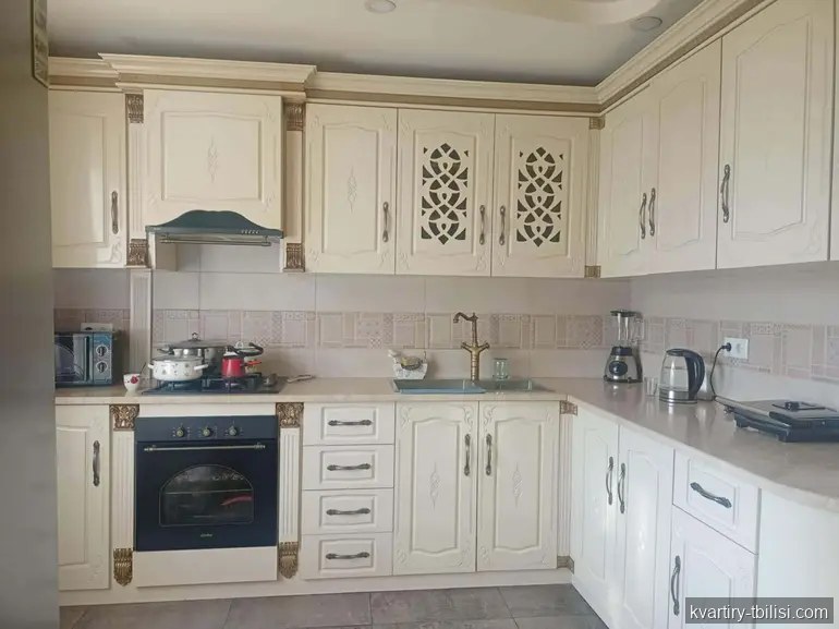 4-bedroom Apartment for sale in Vazisubani, Tbilisi, 100 sqm, floor 2/9 — 150 000 USD | Tbilisi Homes
