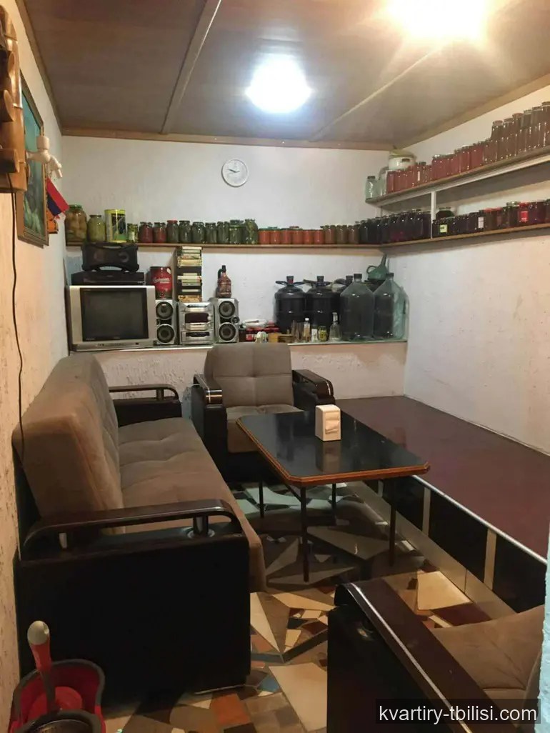 4-bedroom Apartment for sale in Vazisubani, Tbilisi, 100 sqm, floor 2/9 — 150 000 USD | Tbilisi Homes