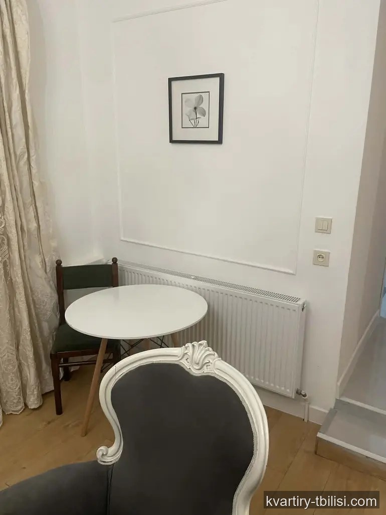 1-bedroom Apartment for sale in Vera, Tbilisi, 50 sqm, floor 1/5 — 90 000 USD | Tbilisi Homes