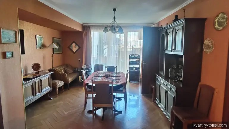 4-bedroom Apartment for sale in Vera, Tbilisi, 115 sqm, floor 4/5 — 195 000 USD | Tbilisi Homes
