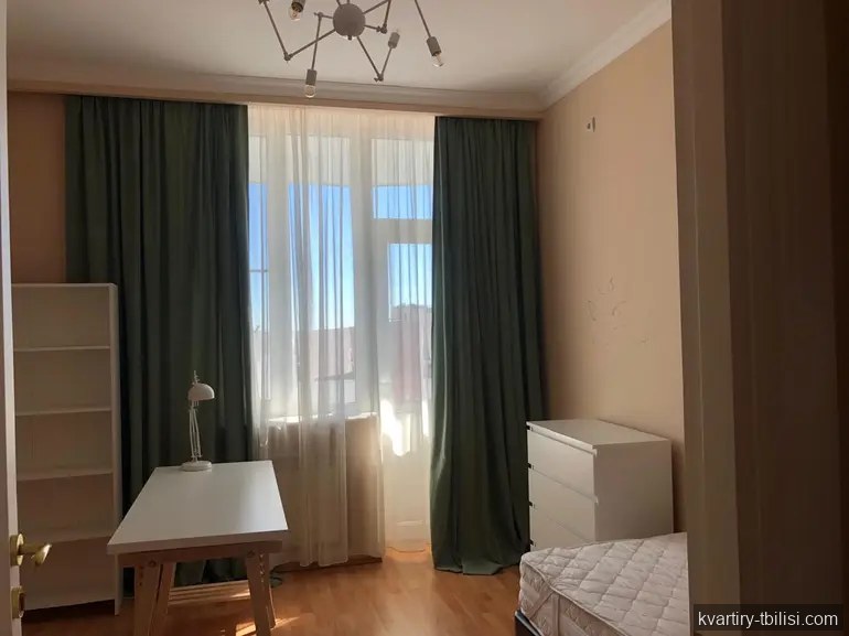 5-bedroom Apartment for sale in Vera, Tbilisi, 223 sqm, floor 8/10 — 550 000 USD | Tbilisi Homes
