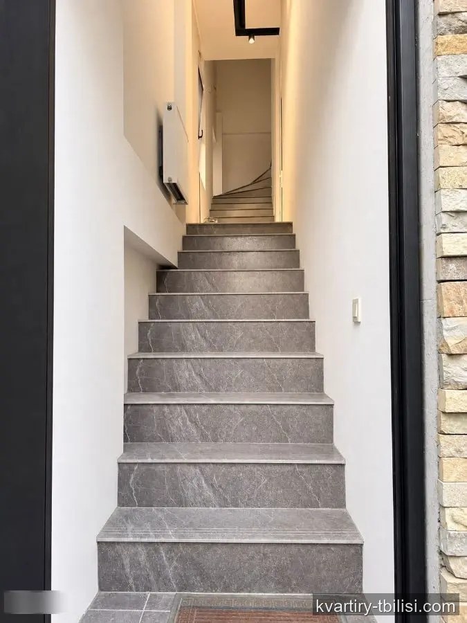 7-комнатный дом на Лоткина — 1 200 USD/мес | Tbilisi Homes
