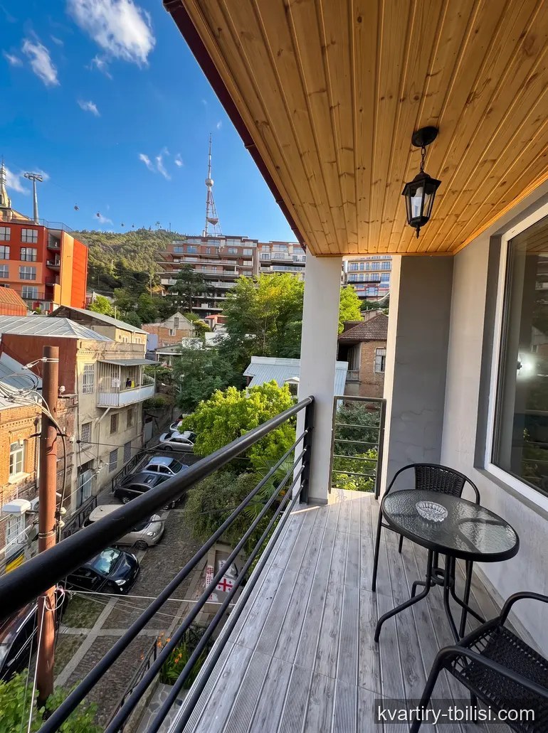11-bedroom House for sale in Mtatsminda, Tbilisi, 250 sqm — 815 000 USD | Tbilisi Homes