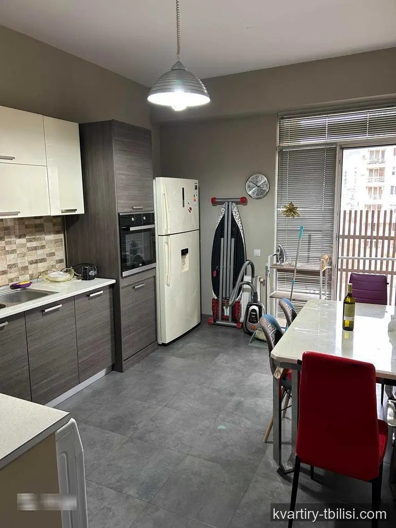 Трёхкомнатная квартира на Сабуртало — 235 000 USD | Tbilisi Homes