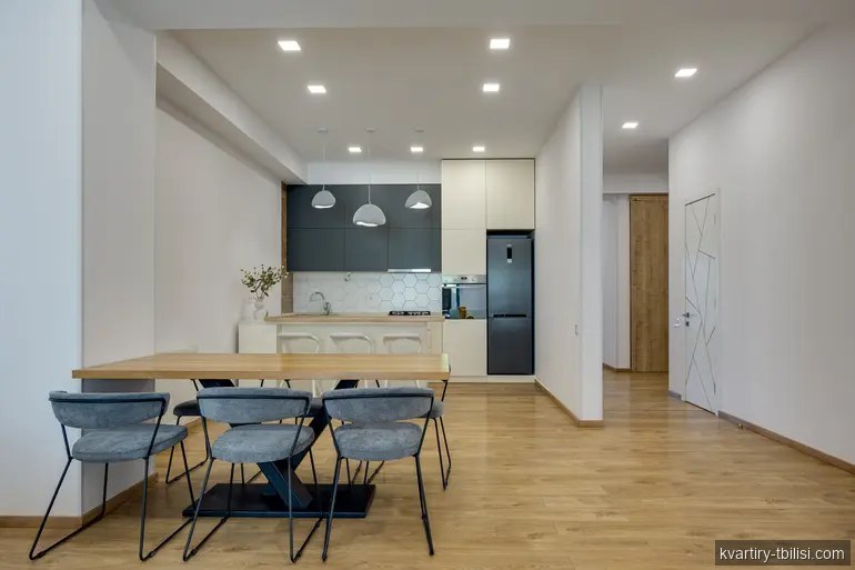 4-bedroom Apartment for rent in Saburtalo, Tbilisi, 154 sqm, floor 3/9 — 2 500 USD/month | Tbilisi Homes