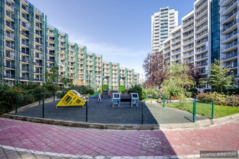 4-bedroom Apartment for rent in Saburtalo, Tbilisi, 154 sqm, floor 3/9 — 2 500 USD/month | Tbilisi Homes