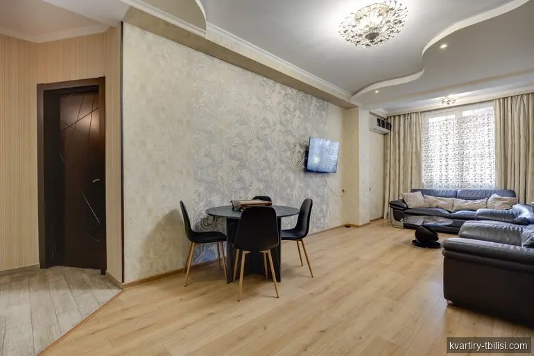 Трёхкомнатная квартира на Сабуртало — 158 000 USD | Tbilisi Homes