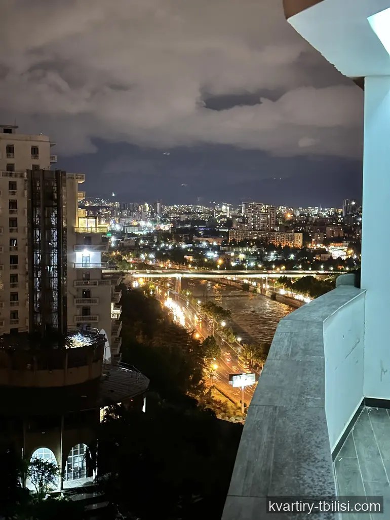 5-bedroom Apartment for rent in Saburtalo, Tbilisi, 180 sqm, floor 11/17 — 1 600 USD/month | Tbilisi Homes