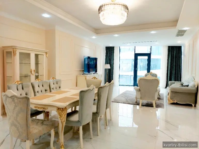 Трёхкомнатная квартира на Сабуртало — 2 700 USD/мес | Tbilisi Homes