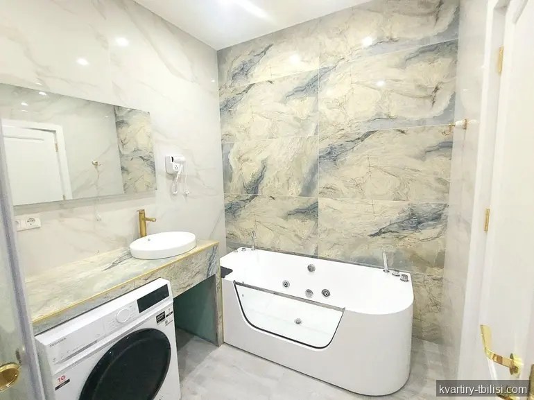Трёхкомнатная квартира на Сабуртало — 2 700 USD/мес | Tbilisi Homes