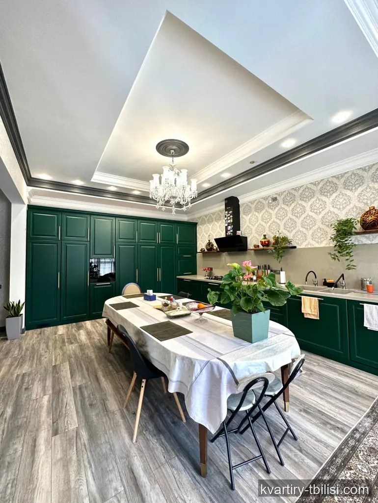 8-комнатный дом в Тбилиси — 4 000 USD/мес | Tbilisi Homes