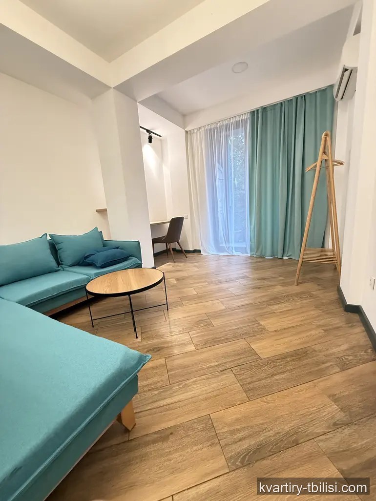 2-bedroom Apartment for sale in Sololaki, Tbilisi, 72 sqm, floor 2/5 — 225 000 USD | Tbilisi Homes