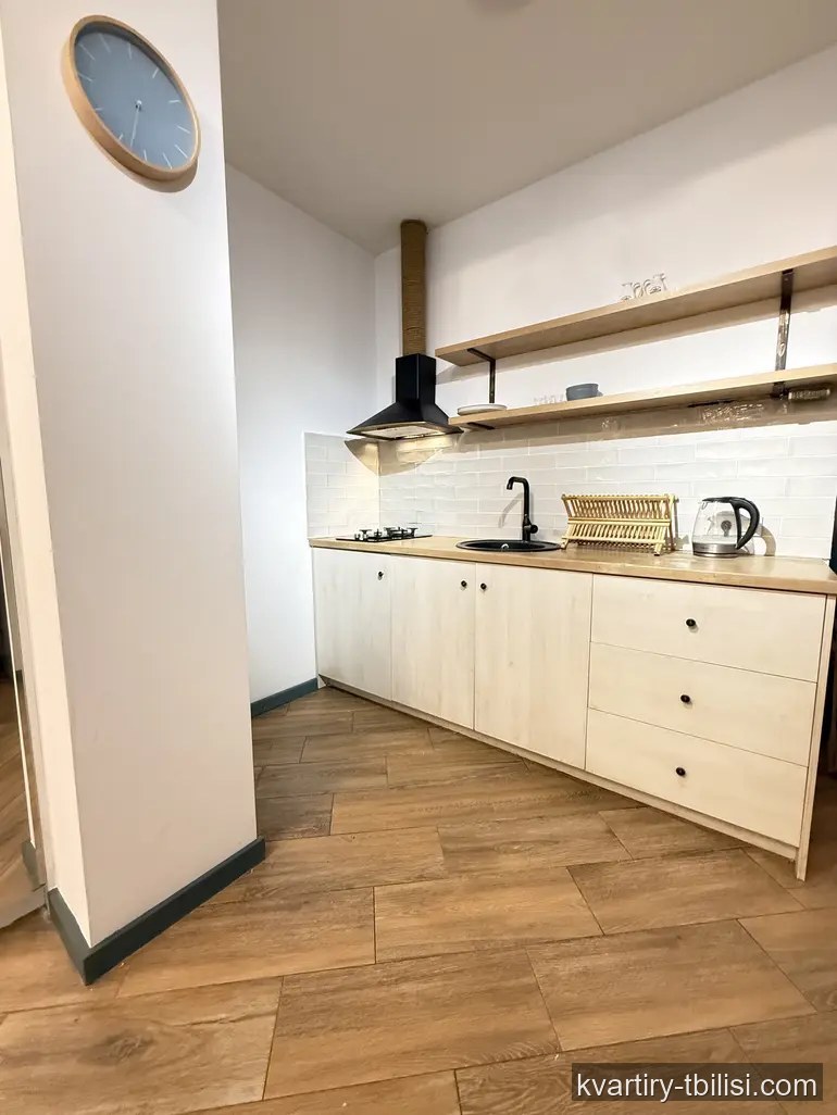 2-bedroom Apartment for sale in Sololaki, Tbilisi, 72 sqm, floor 2/5 — 225 000 USD | Tbilisi Homes