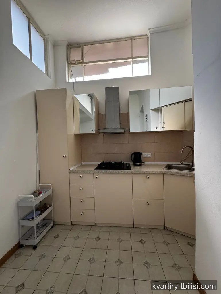 2-bedroom Apartment for sale in Sololaki, Tbilisi, 82 sqm, floor 1/4 — 165 000 USD | Tbilisi Homes